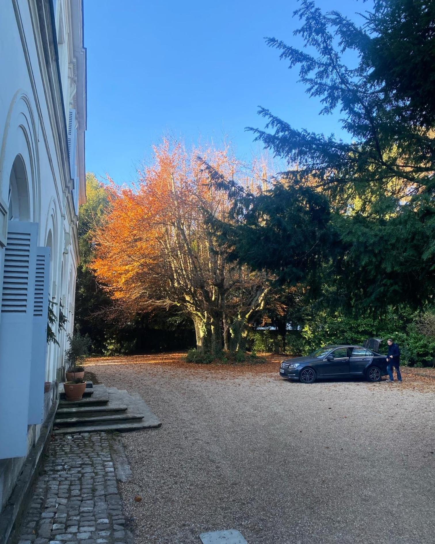 La Grande Carree Bed & Breakfast Saint-Cyr-sur-Loire Exterior photo